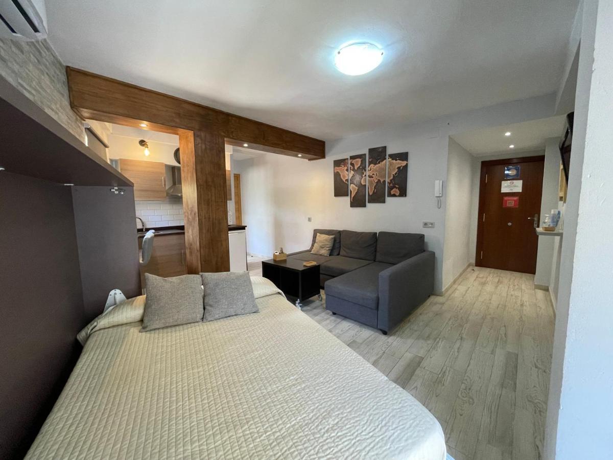 Apartamentos Elysium توريمولينوس المظهر الخارجي الصورة
