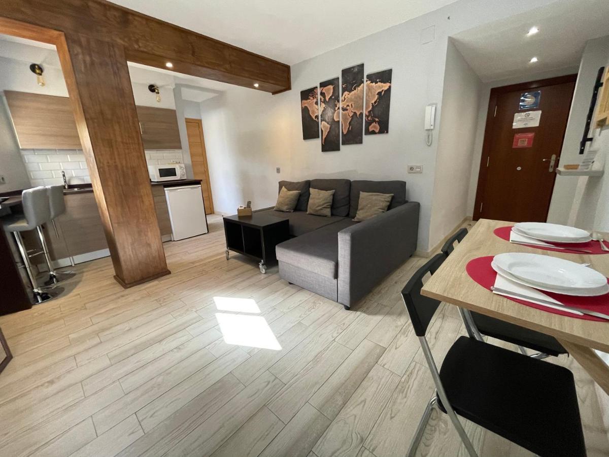 Apartamentos Elysium توريمولينوس المظهر الخارجي الصورة